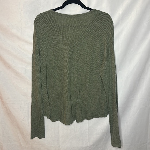 MUDD GREEN KNIT BUTTON TIE LONG SLEEVE (L) - Picture 5 of 5